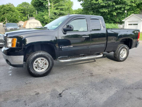 2007 GMC Sierra 2500HD for sale at MADDEN MOTORS INC in Peru IN