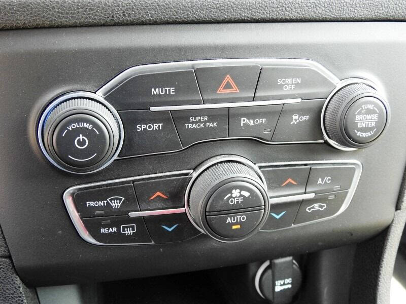 2023 DODGE Charger Sedan - $31,900