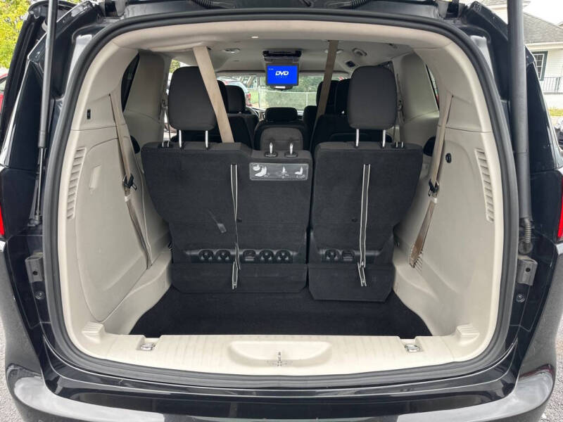 2017 Chrysler Pacifica Touring Plus