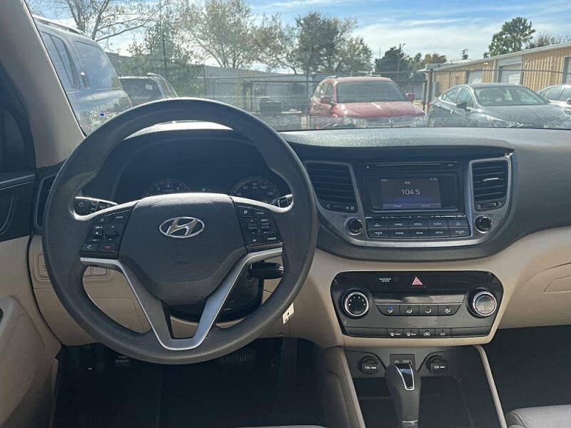 2016 Hyundai Tucson SE