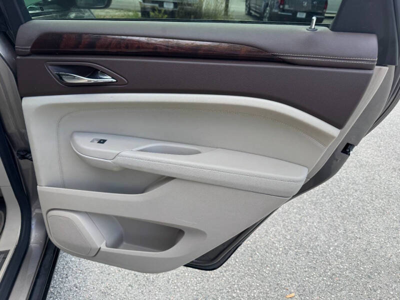 2011 Cadillac SRX Luxury Collection