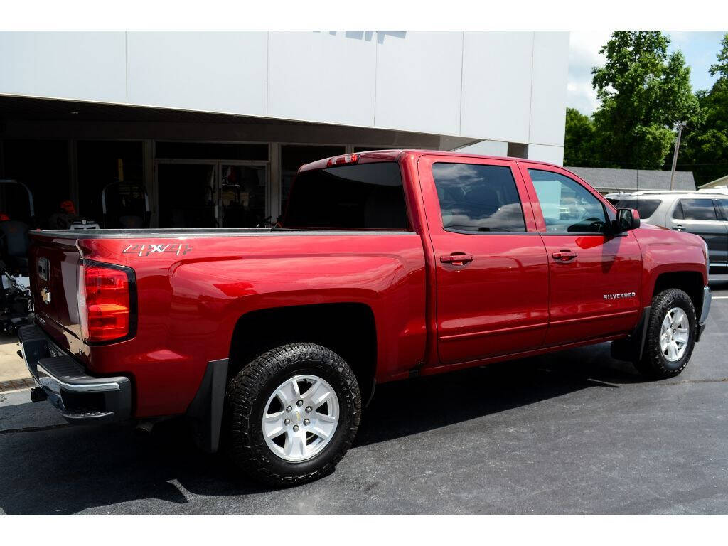 2018 Chevrolet Silverado 1500 for sale at EARL DUFF PRE-OWNED CENTER in Harriman, TN