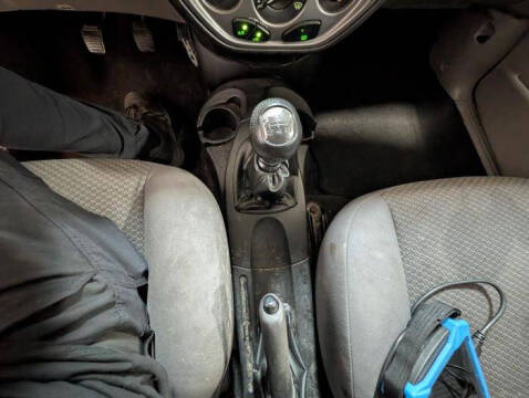 2006 Ford Focus ZX5 S