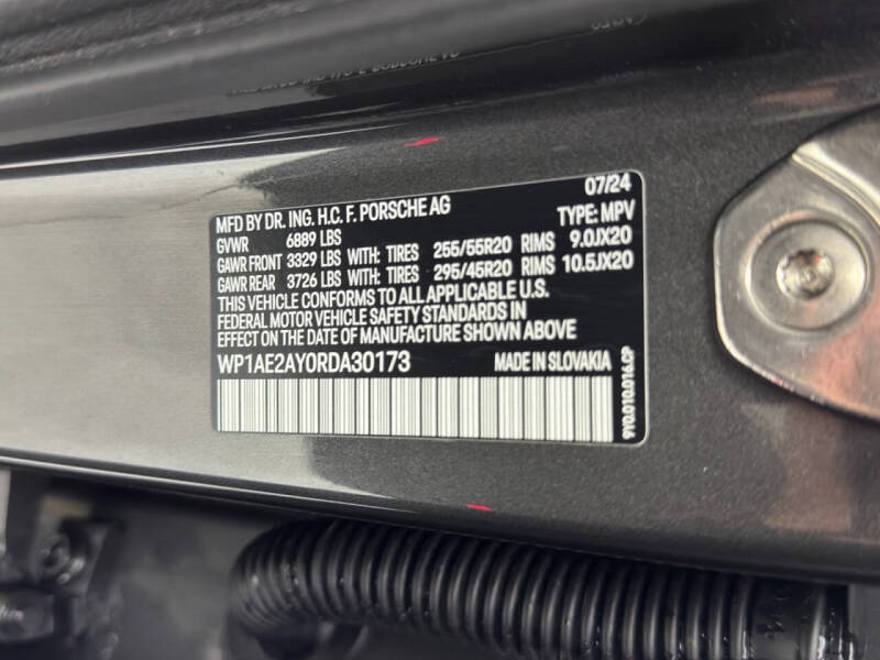 2024 Porsche Cayenne E-Hybrid