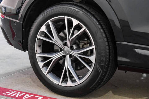 2020 Audi Q8 quattro Prestige 55 TFSI