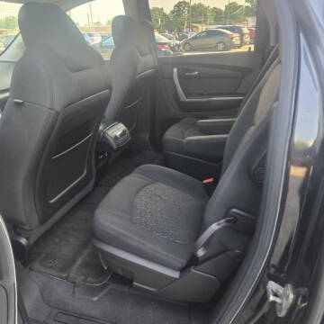 2011 GMC Acadia SLE