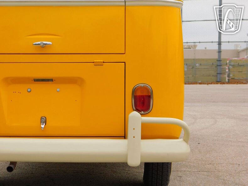 1975 Volkswagen Type 2