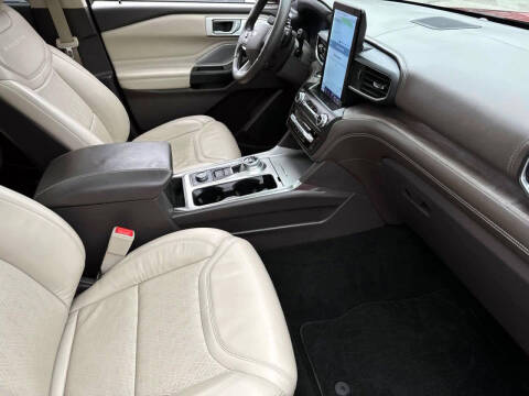 2020 Ford Explorer Platinum