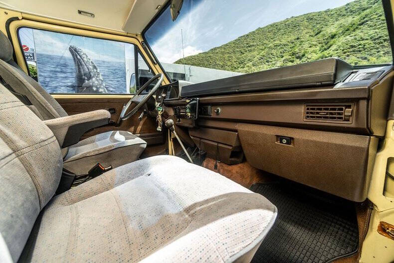 1982 Volkswagen Vanagon Camper