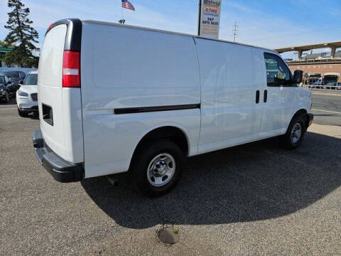 2021 Chevrolet Express 2500
