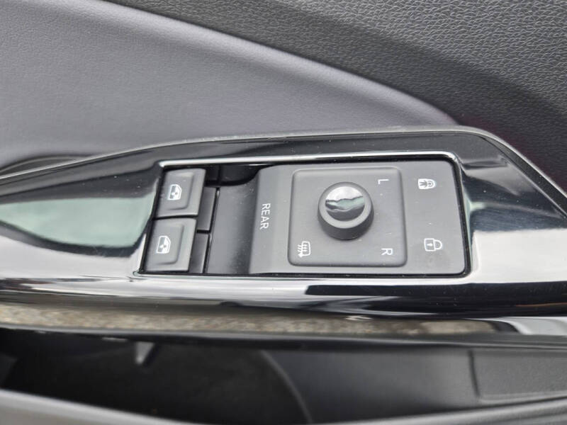 2022 Volkswagen ID.4 Pro