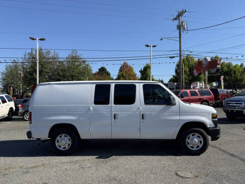 2011 Ford E-Series E-150