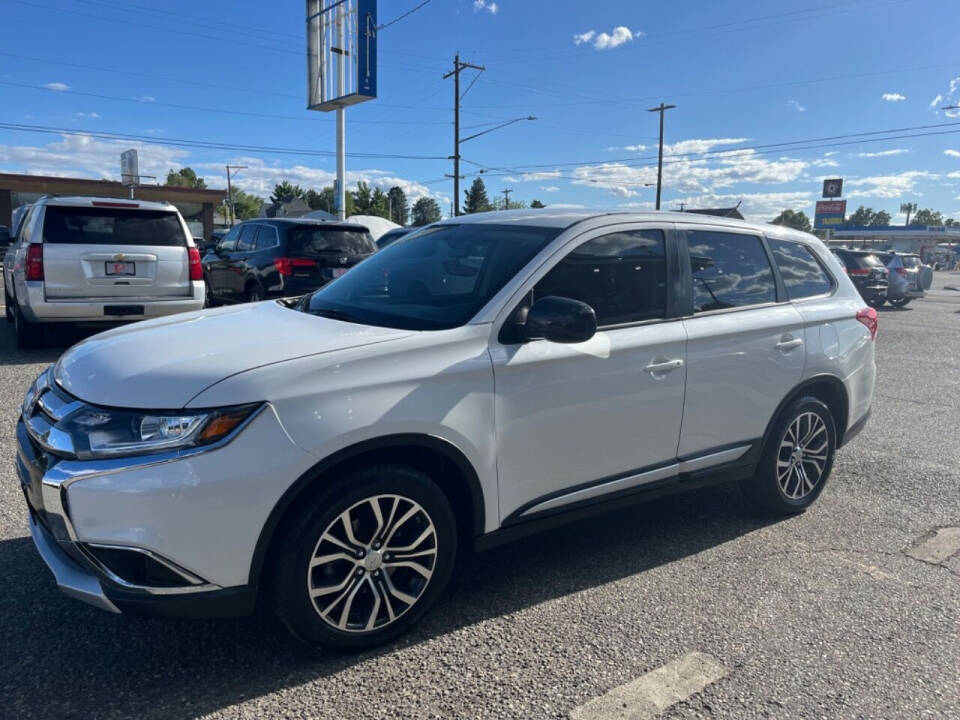 2016 Mitsubishi Outlander for sale at NCW AUTO GROUP in Kennewick, WA