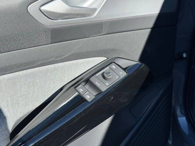 2025 Volkswagen ID.4 Pro