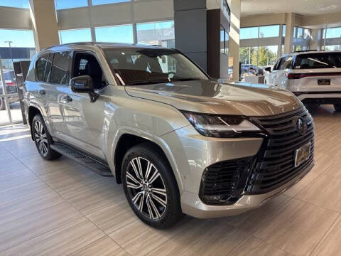 2025 Lexus LX 700h Luxury