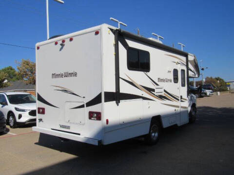 2017 Ford E-Series E-450 SD