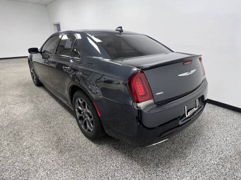 2018 Chrysler 300 S