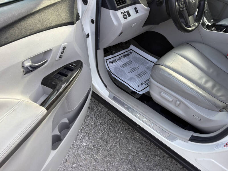 2014 Toyota Venza XLE