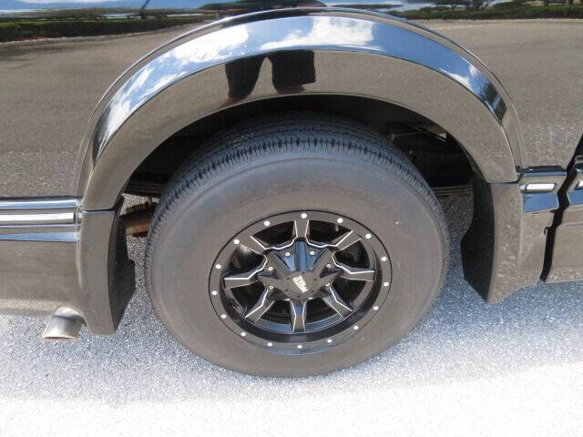 2018 GMC Savana 2500