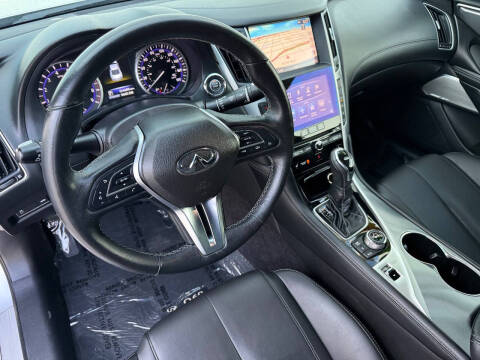 2017 Infiniti Q60 3.0T Premium