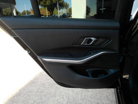 2024 BMW 3 Series 330i