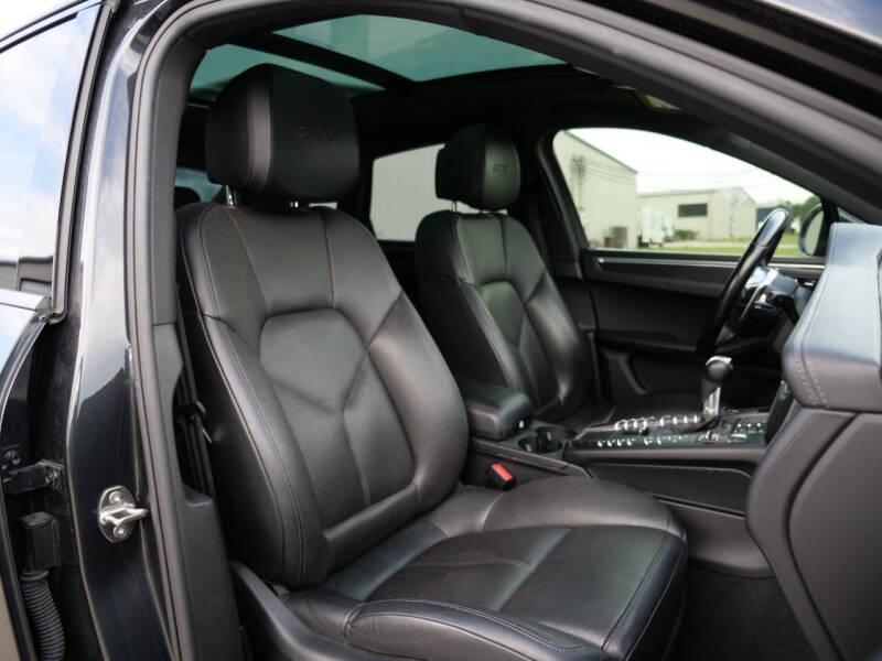 2018 Porsche Macan GTS