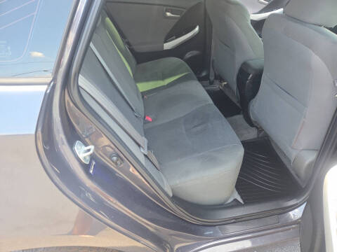 2012 Toyota Prius Two