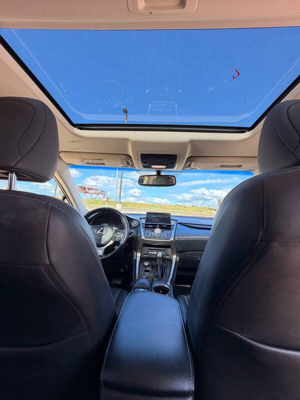 2017 Lexus NX 200t