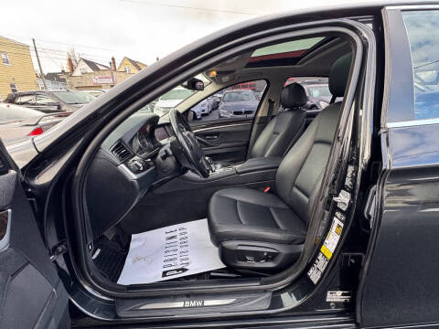 2015 BMW 5 Series 528i xDrive