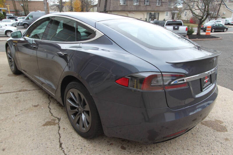 2020 Tesla Model S Performance photo 47