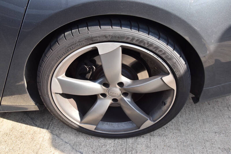 2014 Audi S8 4.0T quattro