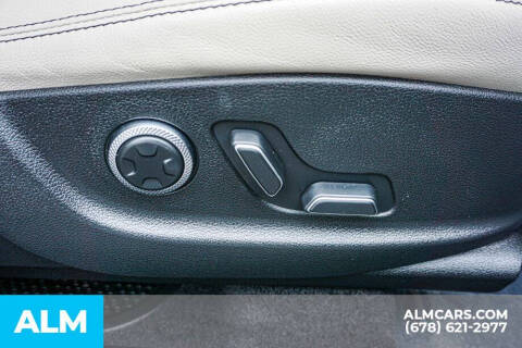 2022 Genesis GV70 2.5T Standard