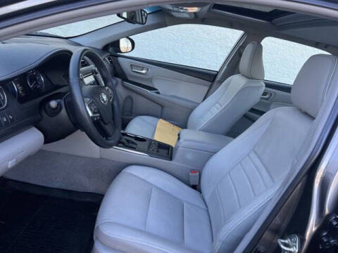 2017 Toyota Camry Hybrid