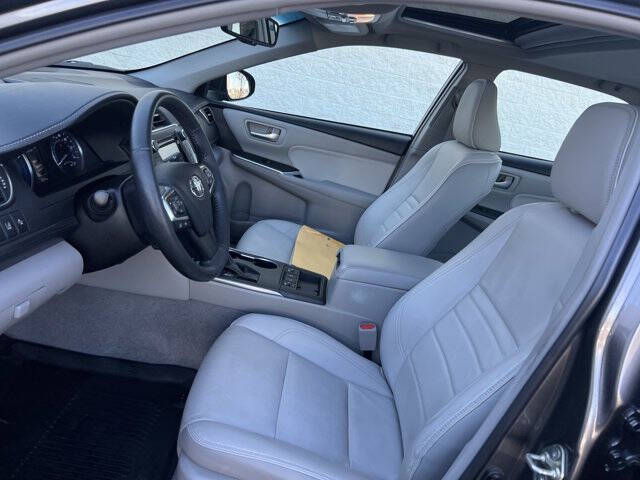 2017 Toyota Camry Hybrid