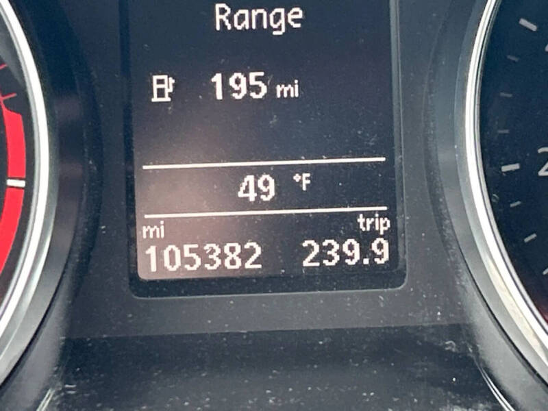 2017 Volkswagen Passat 1.8T R-Line