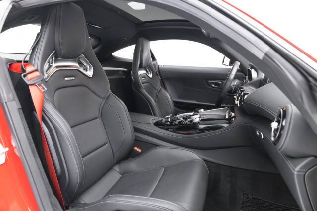 2017 Mercedes-Benz AMG GT