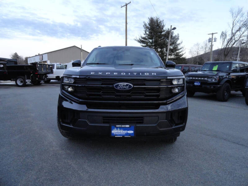 2026 Ford Expedition MAX Active