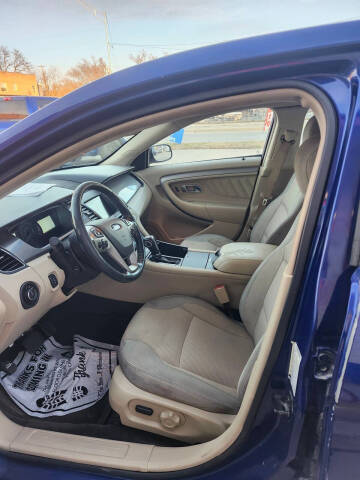 2015 Ford Taurus SEL