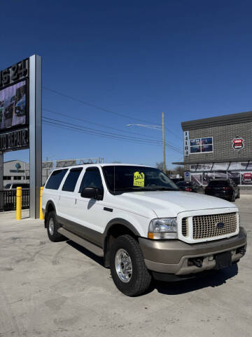 2004 Ford Excursion for sale at US 24 Auto Group in Redford MI