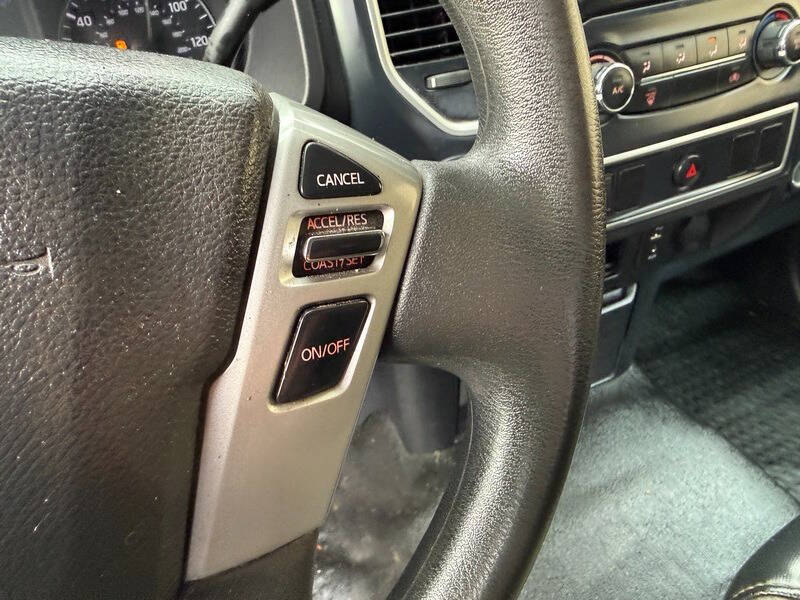 2017 Nissan Titan S