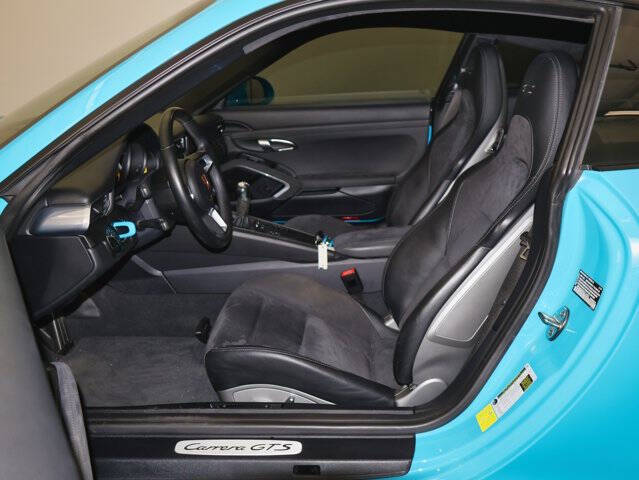 2019 Porsche 911 Carrera GTS