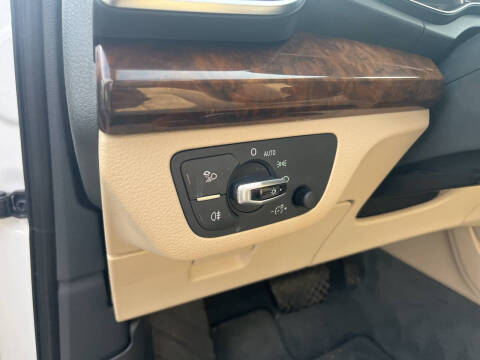 2018 Audi Q5 2.0T quattro Premium