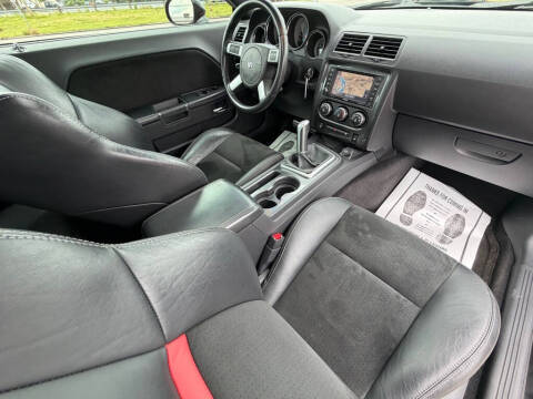 2010 Dodge Challenger SRT8