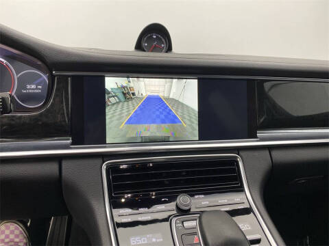 2017 Porsche Panamera 4S