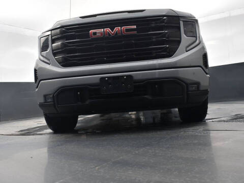 2024 GMC Sierra 1500 Elevation Standard