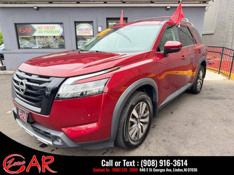 2022 Nissan Pathfinder SL