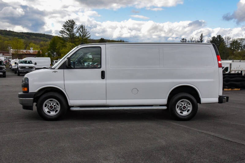 2024 GMC Savana 2500