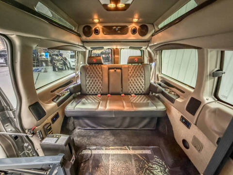 2023 Chevrolet Express 2500