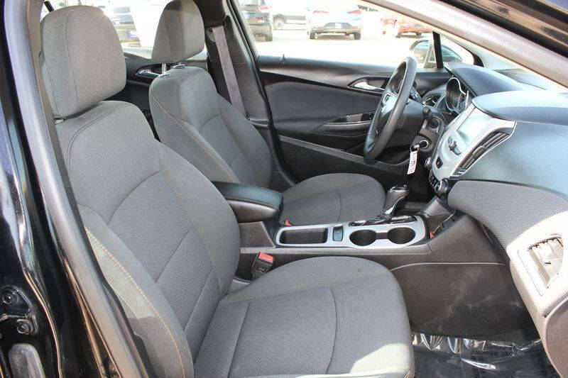 2017 Chevrolet Cruze LS Auto