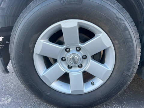 2005 Nissan Armada SE